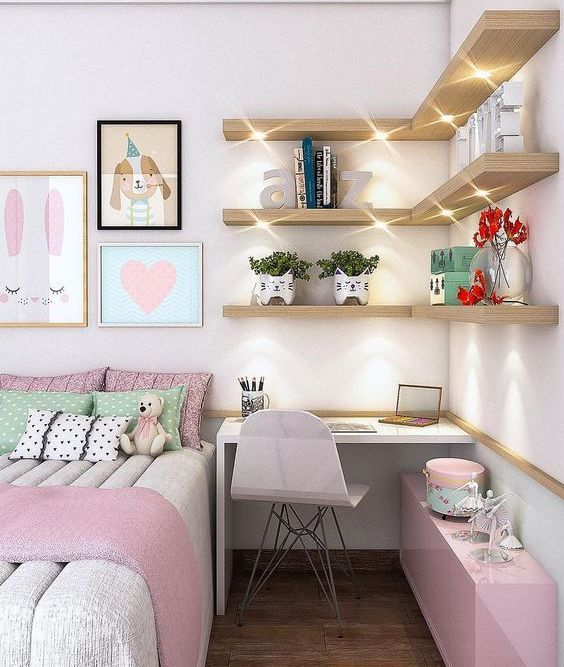 small study corner nook for teenage girl