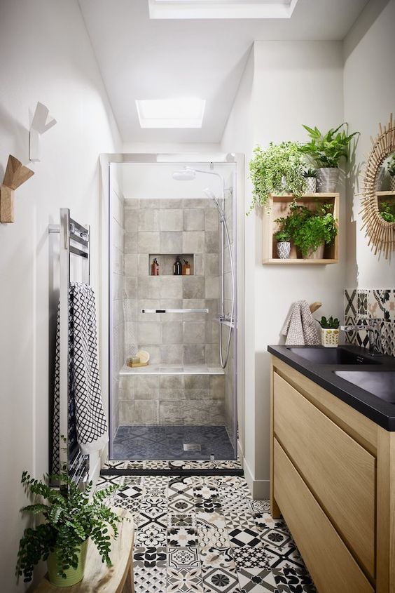 boho black and white bathroom decor