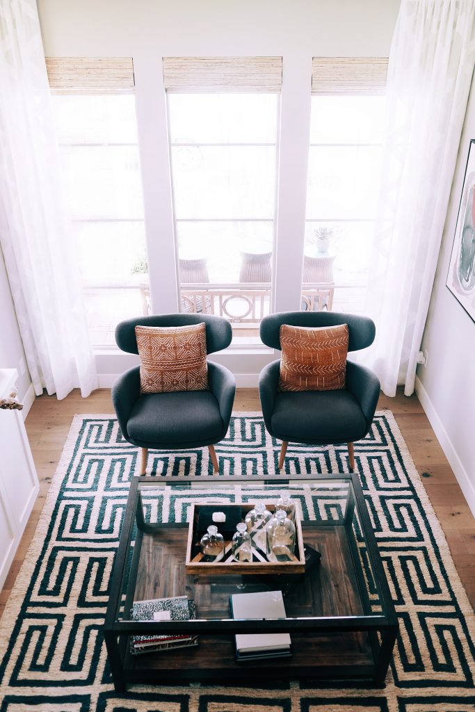 how to mix and match rugs in a studio apartment.