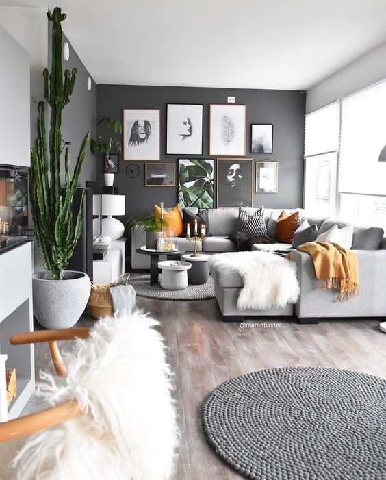 small black & gray living room decor