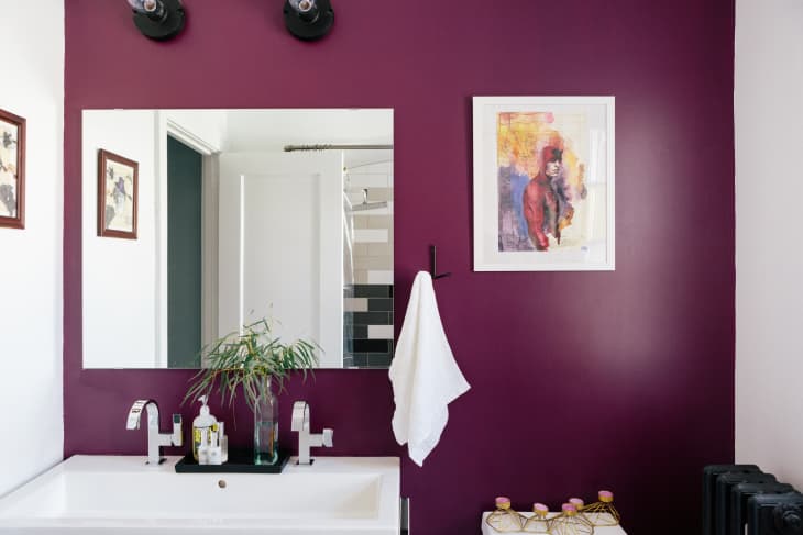 dark purble feature wall in bathroom