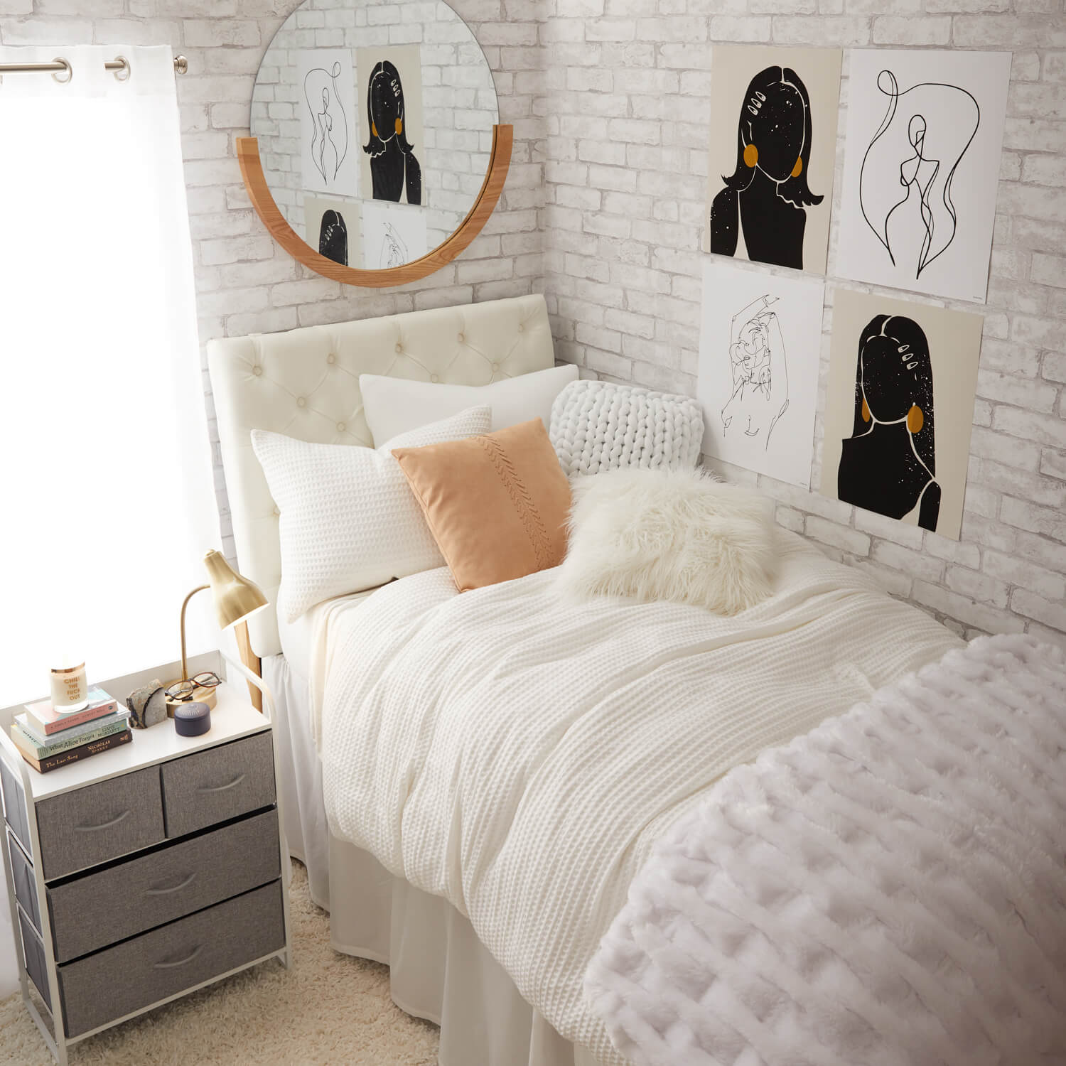 10 Inspiring Dorm Room Ideas & How To Get The Look.