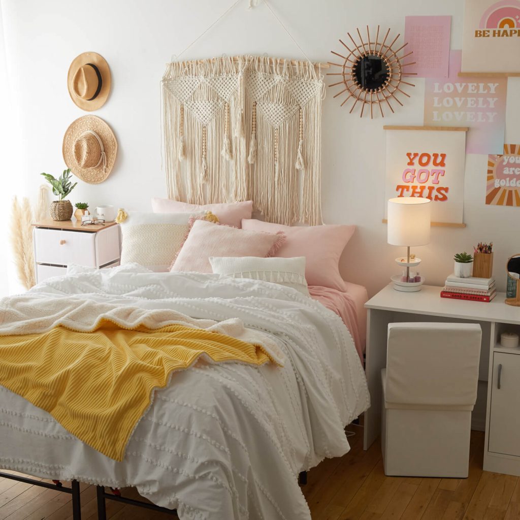 pink neutral boho dorm room