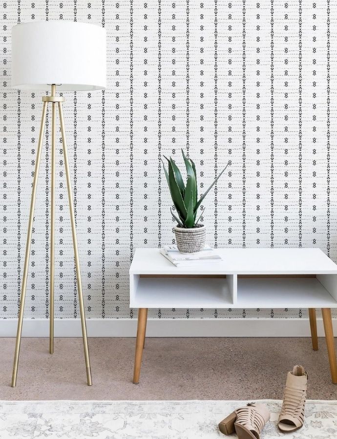 10 Unique Striped Wallpaper Ideas For Small Rooms